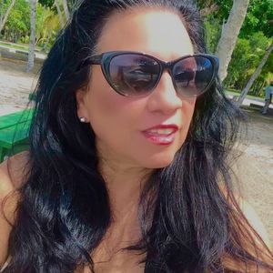 Meet your Posher, Robyn